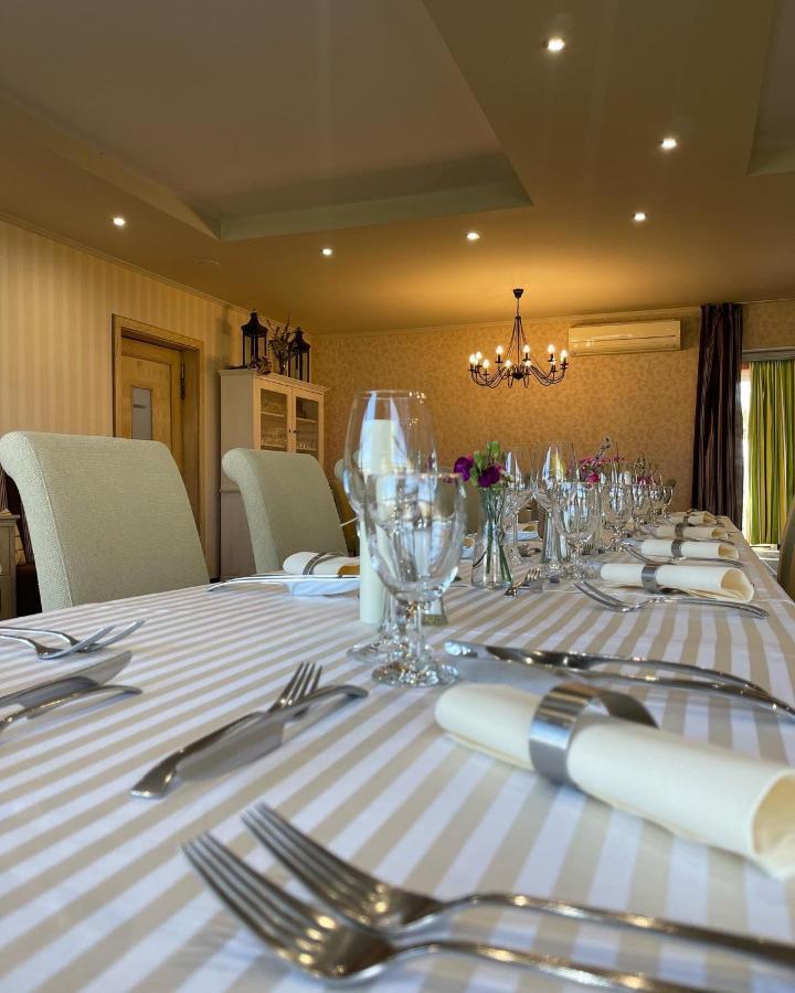 Hotel Diva Kacica Restaurant & Pansion Komárno Exteriér fotografie