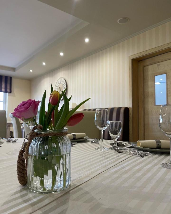 Hotel Diva Kacica Restaurant & Pansion Komárno Exteriér fotografie